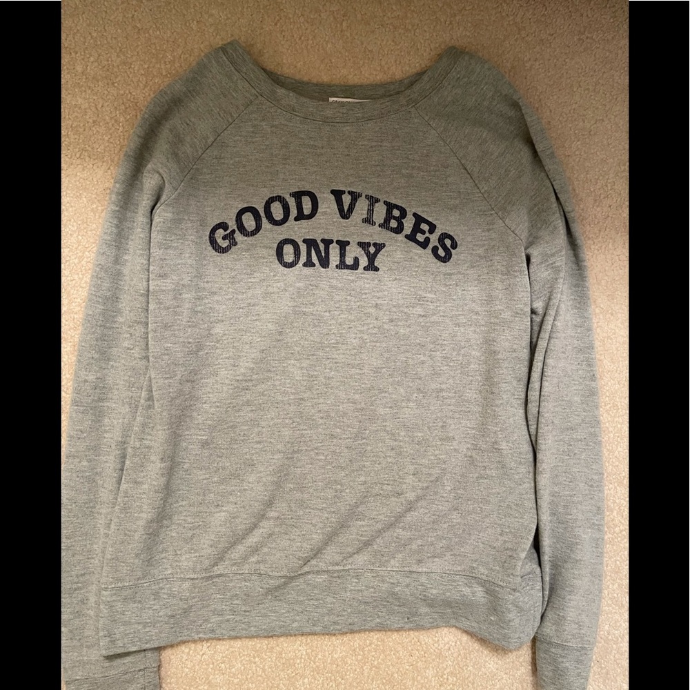 Good Vibes Sweatshirt - M